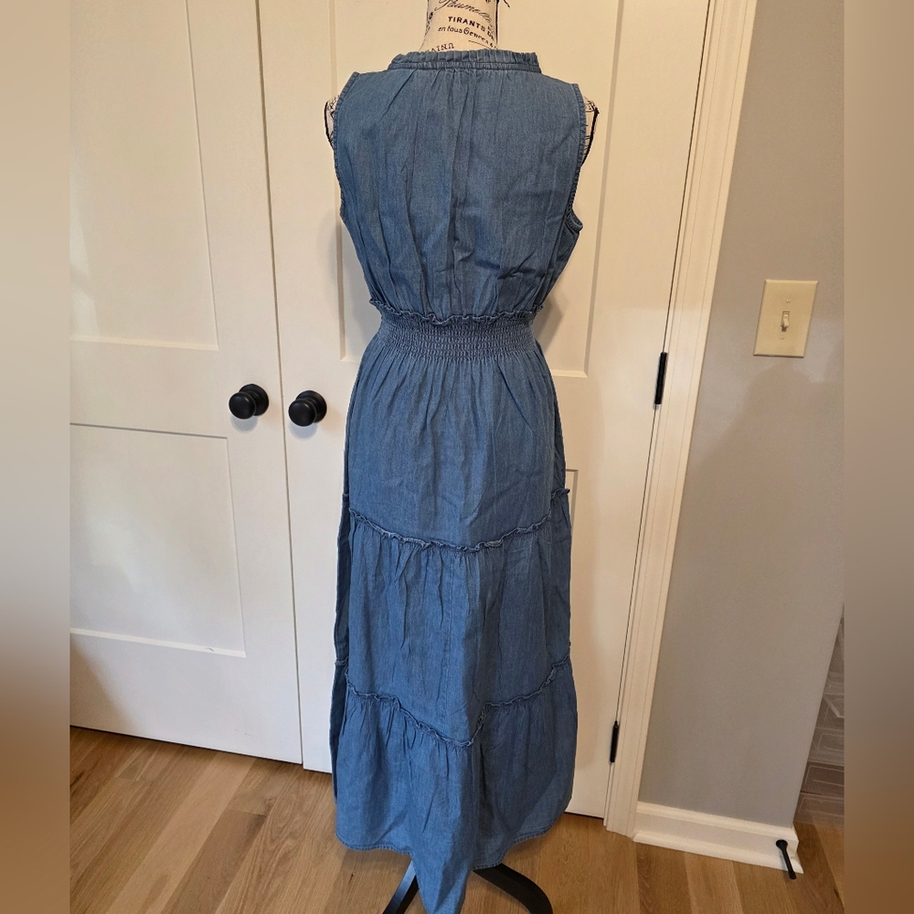 Chambray Maxi Dress-NWT - Picture 6 of 6